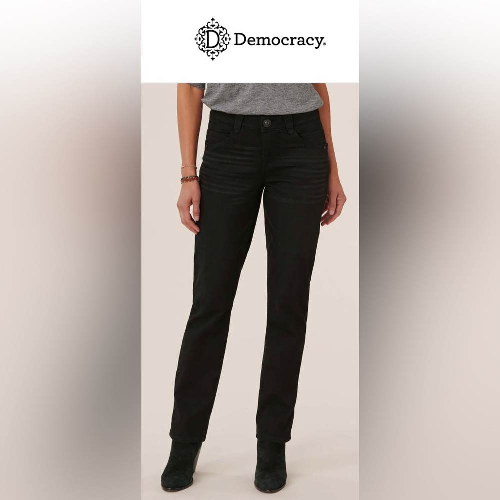 Democracy ‘Ab’solution Petite Straight Leg Jeans in Black